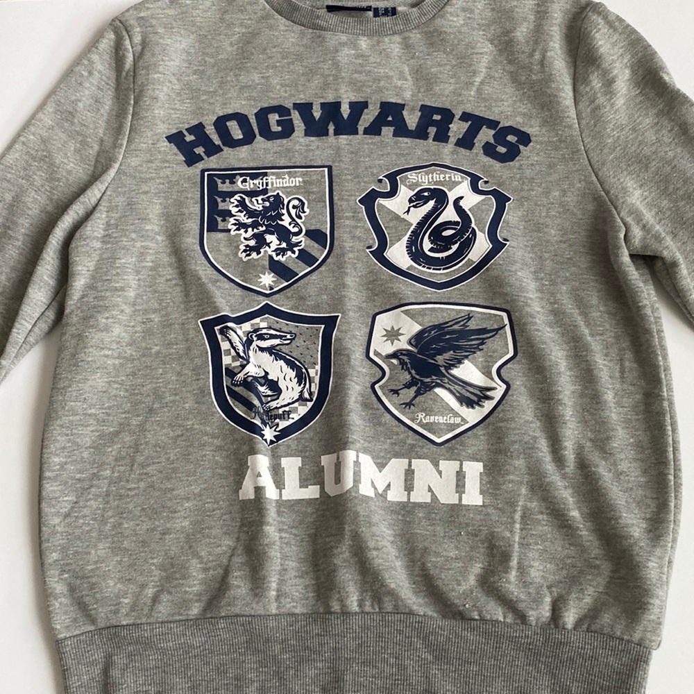 Hogwarts Alumni Crewneck US 4